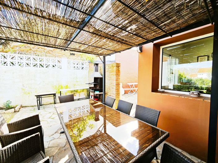 Image No.40-Villa de 4 chambres à vendre à Los Barrios