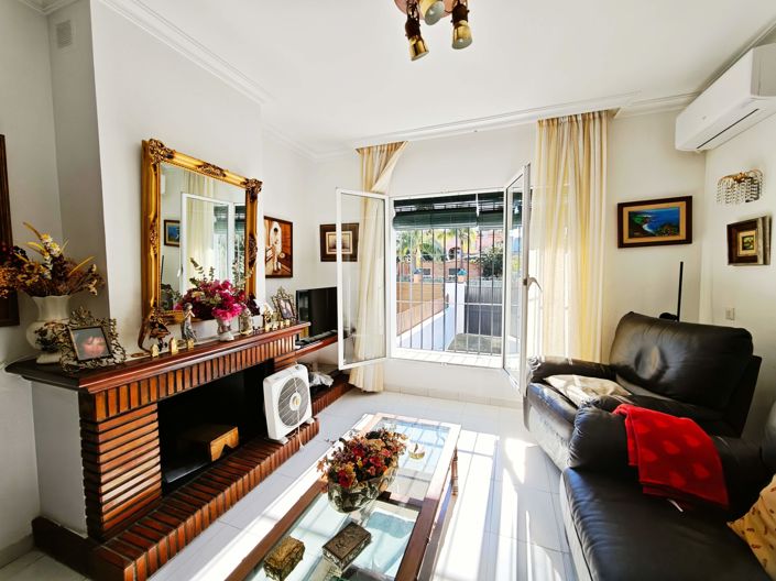 Image No.16-4 Bed Semi-Detached for sale