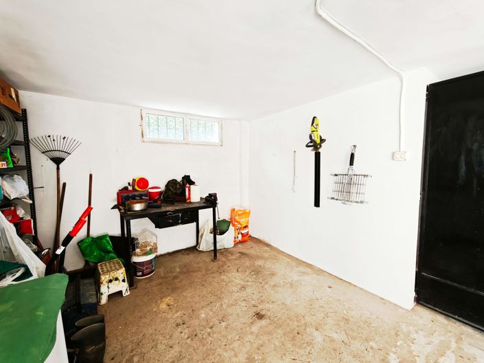 Image No.50-4 Bed Semi-Detached for sale