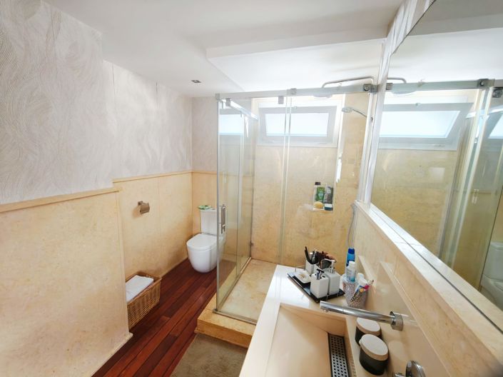 Image No.22-4 Bed Semi-Detached for sale