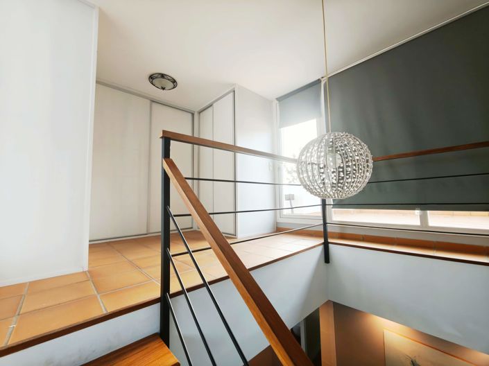 Image No.30-4 Bed Semi-Detached for sale