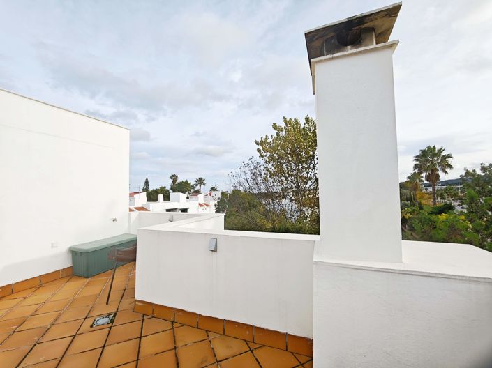 Image No.36-4 Bed Semi-Detached for sale