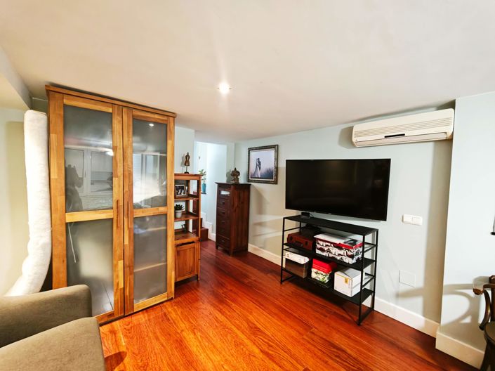 Image No.41-4 Bed Semi-Detached for sale