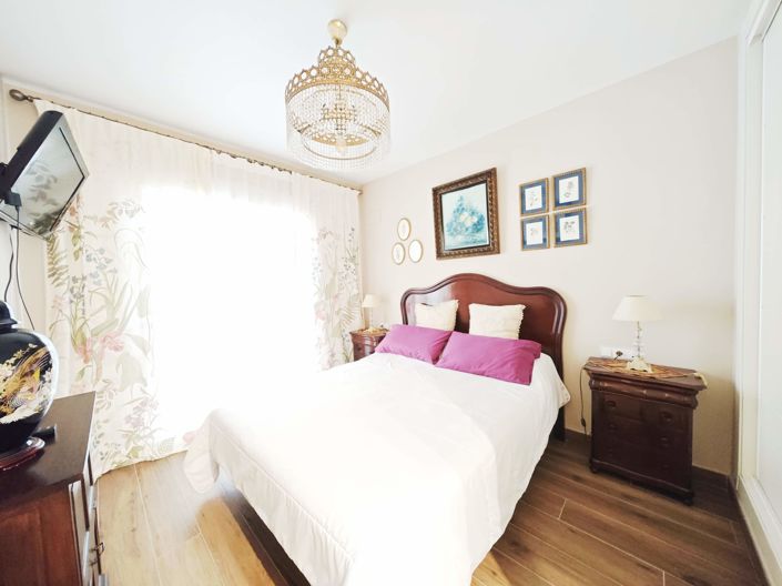 Image No.19-2 Bed Apartment for sale