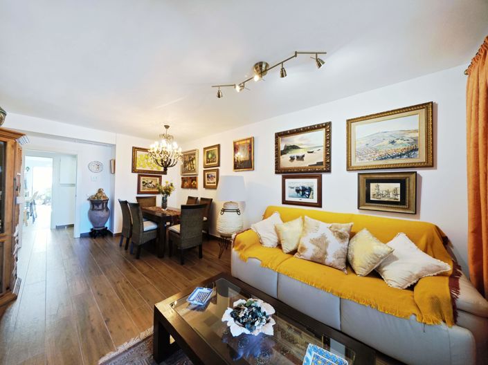 Image No.9-2 Bed Apartment for sale