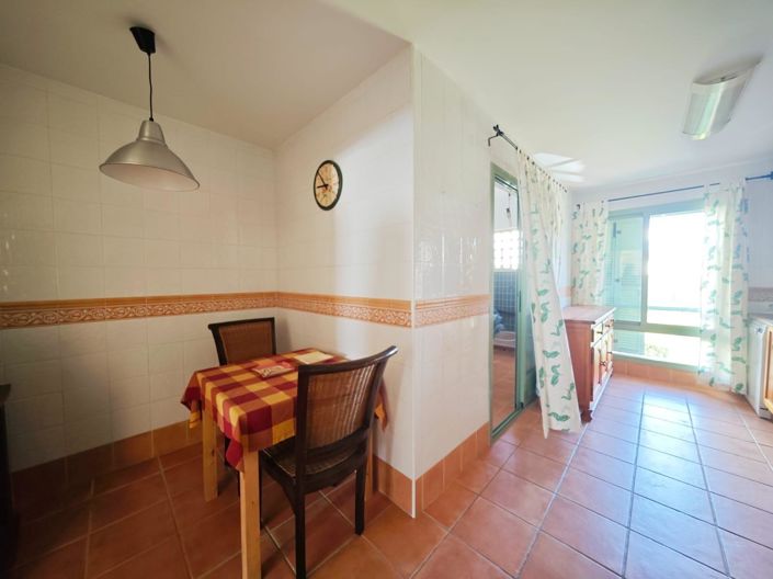 Image No.9-2 Bed Apartment for sale