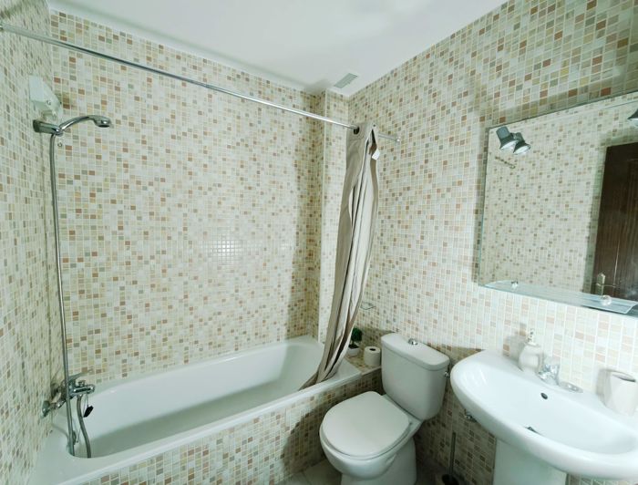 Image No.12-1 Bed Studio for sale