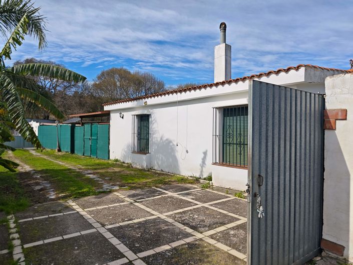 Image No.3-Maison de campagne de 3 chambres à vendre à Los Barrios