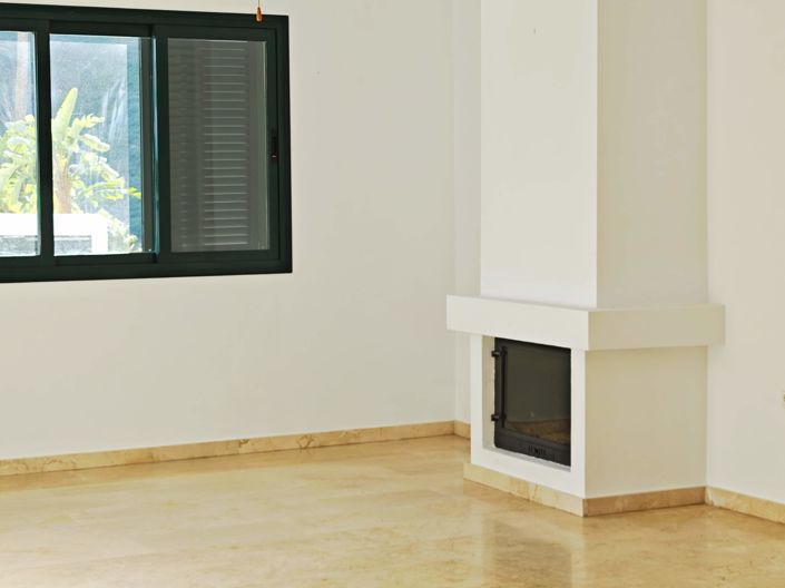 Image No.6-3 Bed Property for sale