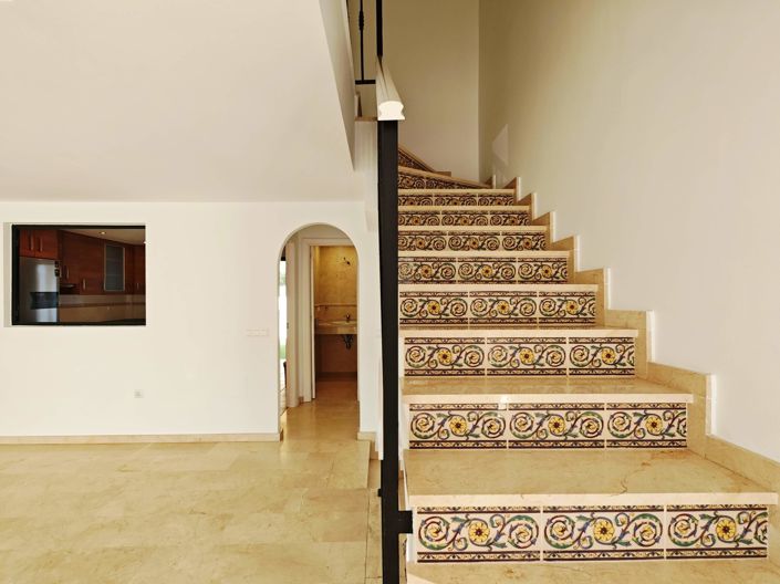 Image No.9-3 Bed Property for sale