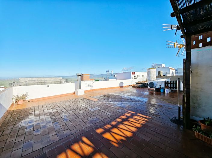 Image No.22-3 Bed House for sale