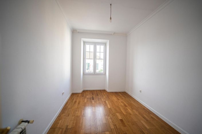 Image No.14-5 Bed House for sale