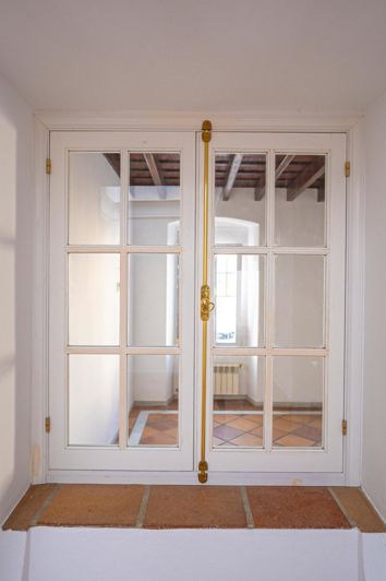 Image No.19-5 Bed House for sale