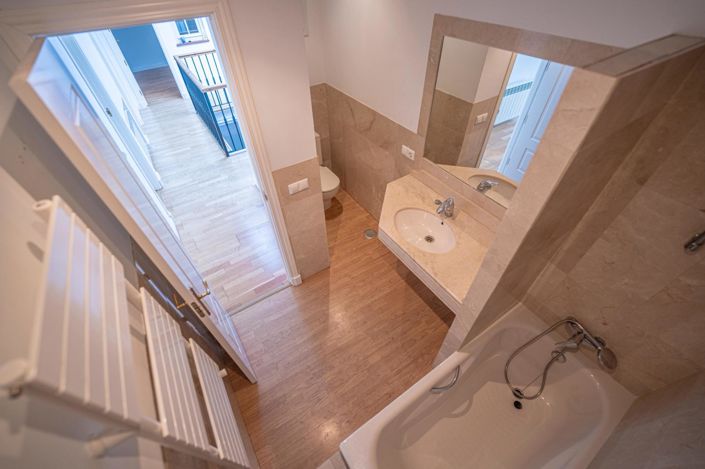 Image No.23-5 Bed House for sale