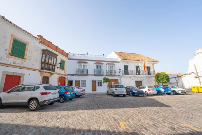 Image No.36-5 Bed House for sale