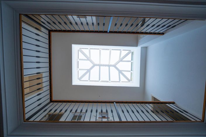 Image No.6-5 Bed House for sale