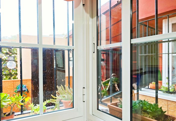 Image No.10-4 Bed Property for sale