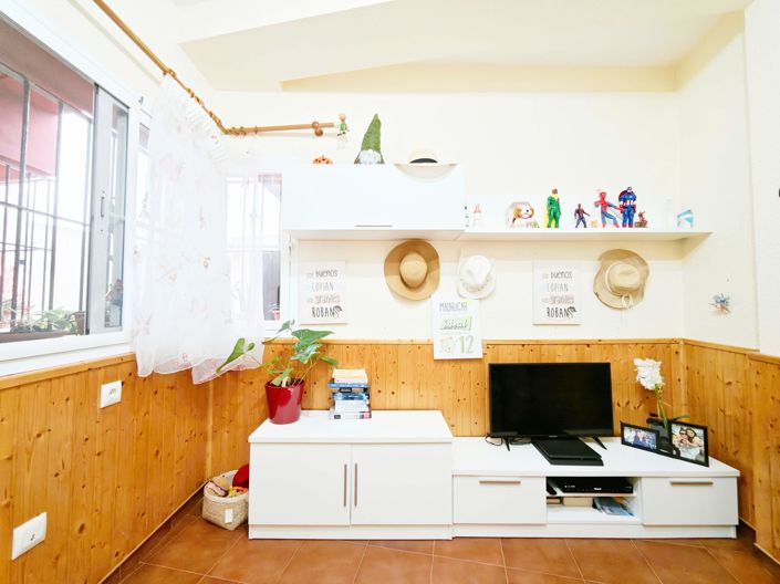 Image No.12-4 Bed Property for sale