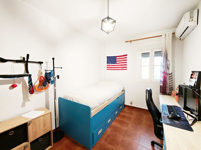 Image No.38-4 Bed Property for sale