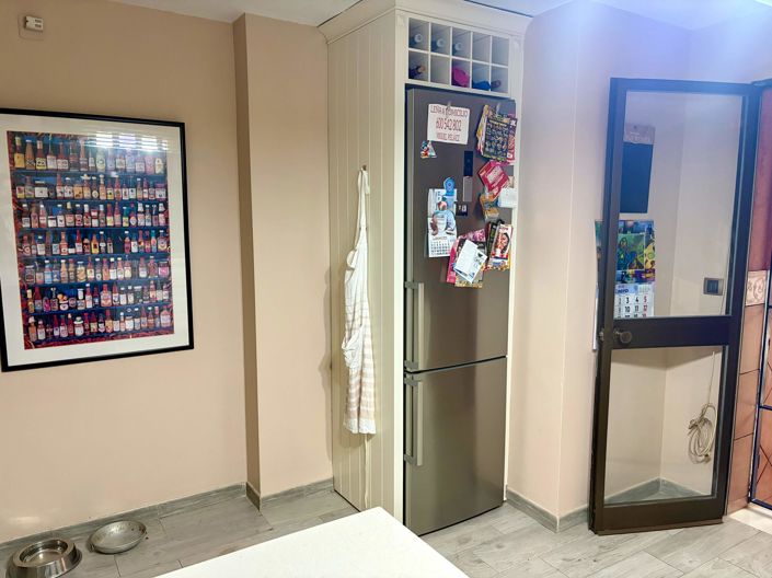 Image No.11-4 Bed Property for sale