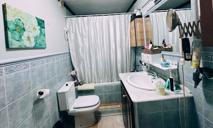 Image No.15-3 Bed Flat for sale