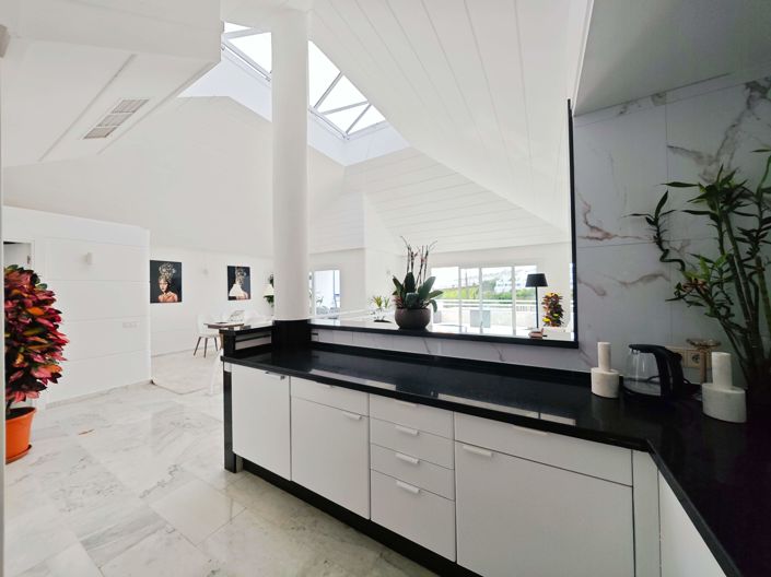 Image No.11-3 Bed Villa for sale