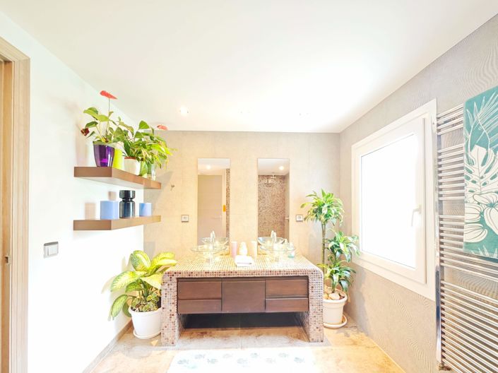 Image No.35-3 Bed Villa for sale