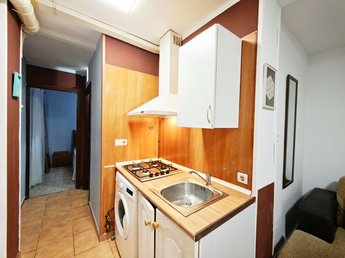 Image No.13-3 Bed Flat for sale