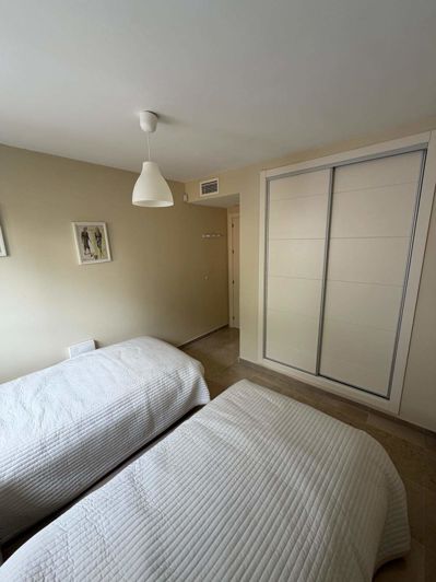 Image No.11-3 Bed Flat for sale