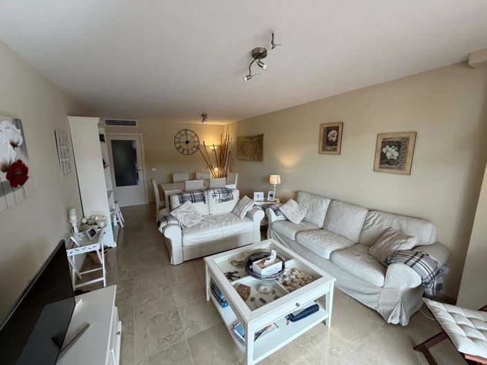 Image No.28-3 Bed Flat for sale