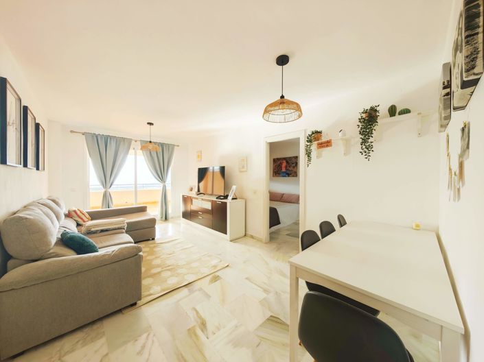 Image No.12-3 Bed Flat for sale