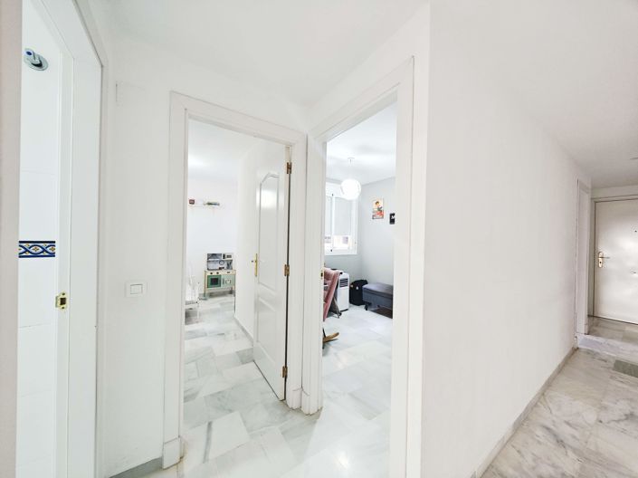 Image No.15-3 Bed Flat for sale