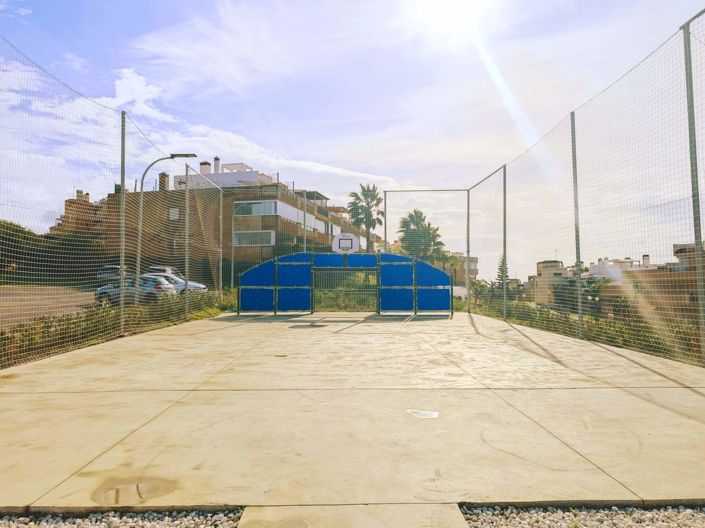 Image No.25-3 Bed Flat for sale