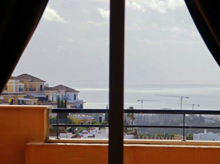 Image No.5-3 Bed Flat for sale