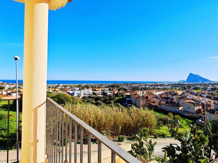 Image No.22-3 Bed Property for sale