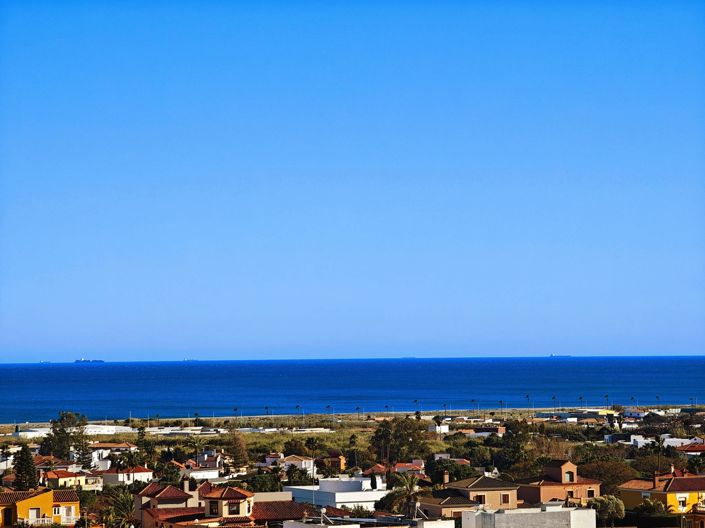 Image No.7-3 Bed Property for sale