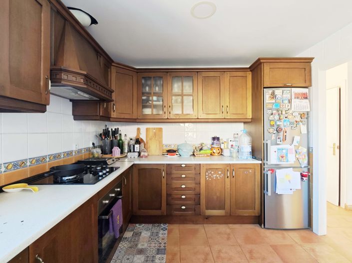 Image No.8-3 Bed Property for sale