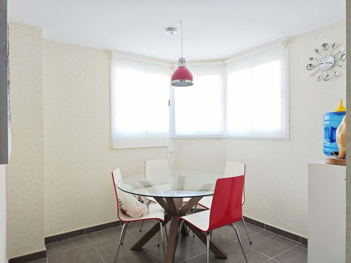 Image No.11-3 Bed Flat for sale