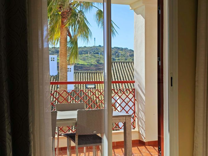 Image No.17-3 Bed Flat for sale