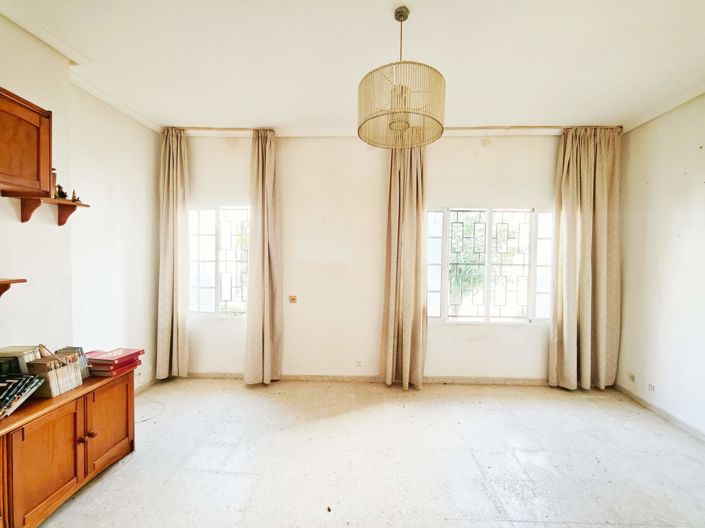 Image No.2-Maison de 6 chambres à vendre à Algeciras