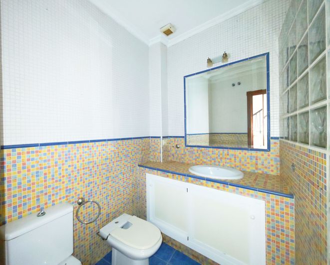 Image No.4-Maison de 6 chambres à vendre à Algeciras