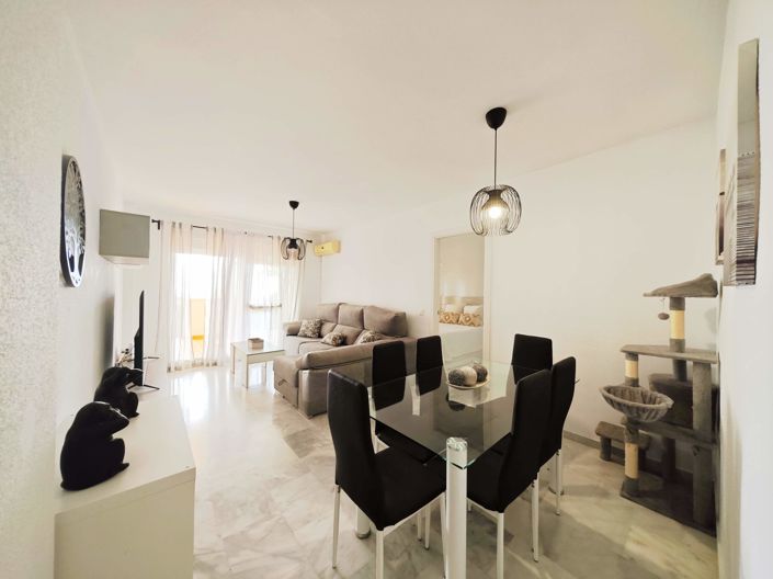 Image No.8-3 Bed Flat for sale