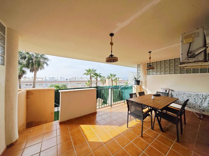 Image No.9-3 Bed Flat for sale