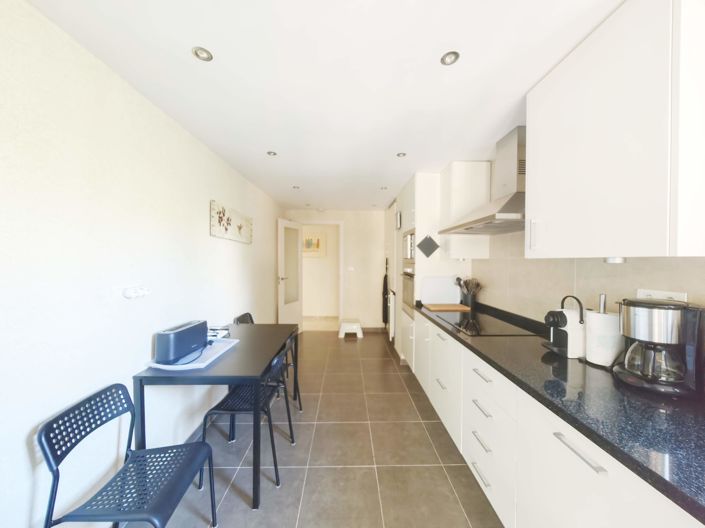 Image No.13-3 Bed Apartment for sale