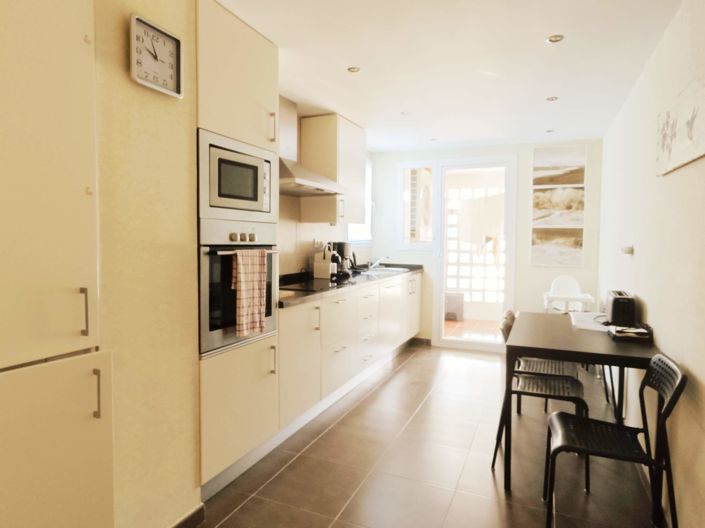 Image No.14-3 Bed Apartment for sale