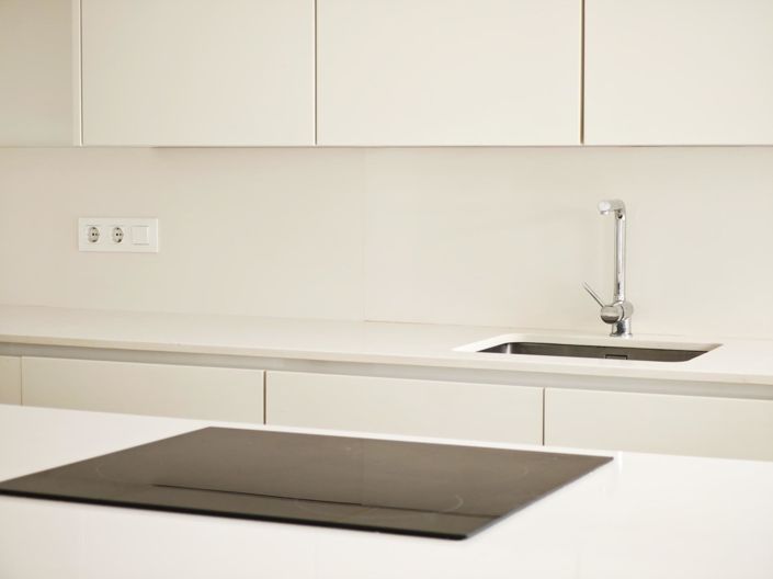 Image No.11-2 Bed Property for sale