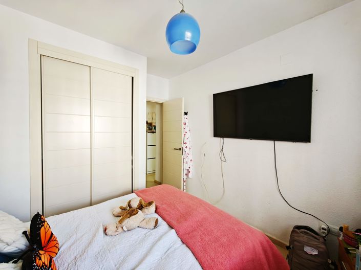 Image No.11-2 Bed Flat for sale