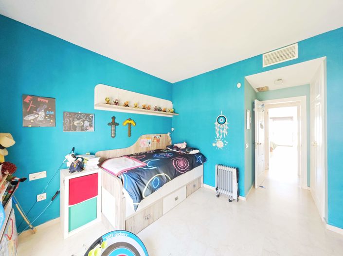 Image No.17-2 Bed Apartment for sale