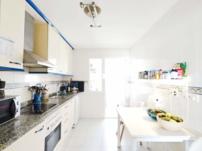 Image No.5-2 Bed Apartment for sale