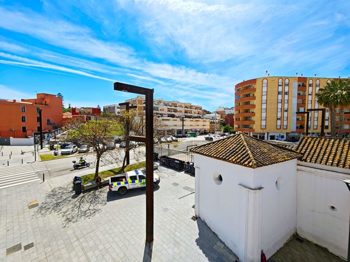 Image No.34-5 Bed House for sale